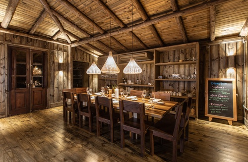 La sala da pranzo del Lodge Suindà